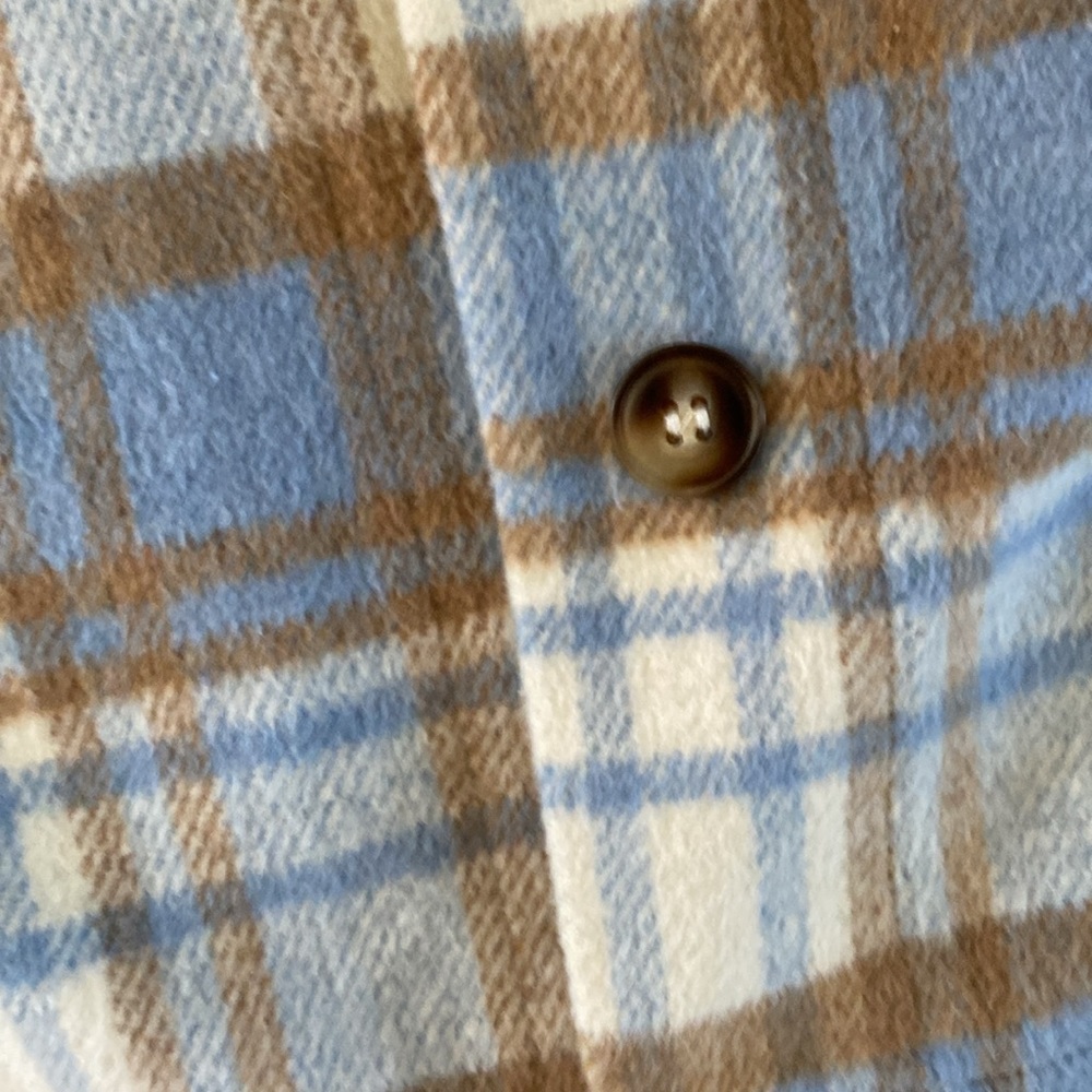 Classic Shacket - Picture 3 of 4